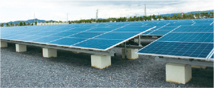 BANDO eco moving足利太陽光発電所 太陽光パネル
