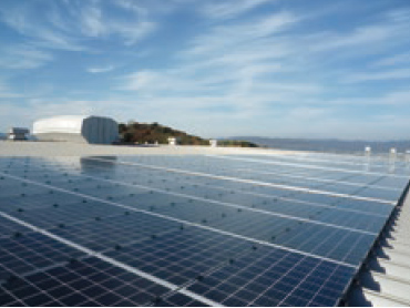 Solar power generation system at Wakayama Plant - the starting point of our full-scale installation (January 2011)